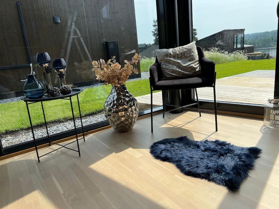 Attraktiv & Smart Funkishytte Pa Nes Strandhager. Arnes  Exterior photo